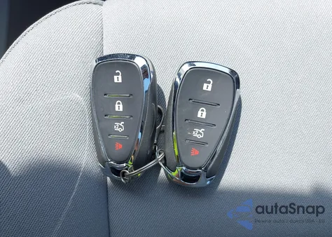 2025 Chevrolet Malibu Fwd 1Fl из США, поврежденный, VIN 1G1ZC5ST2SF138831